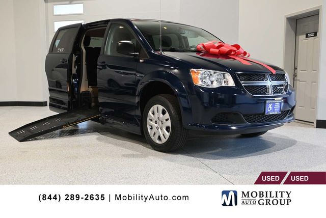 2017 Dodge Grand Caravan SE Mobility Handicap Van - 23003838 - 0