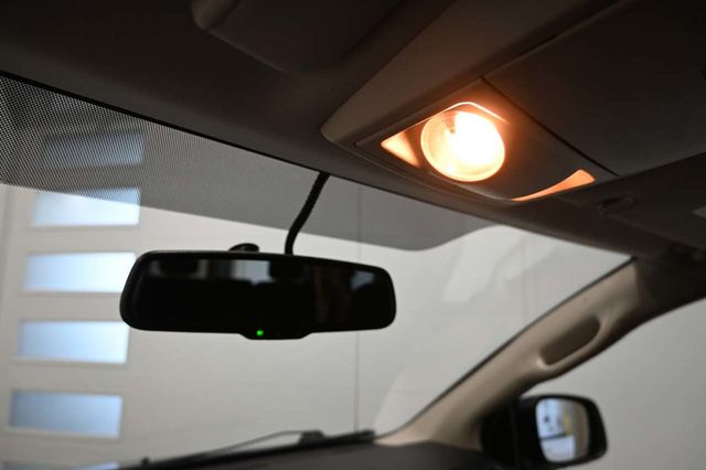 2017 Dodge Grand Caravan SE Mobility Handicap Van - 23003838 - 29