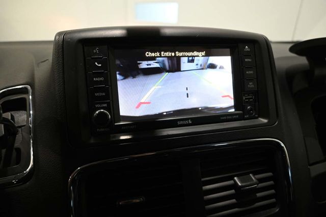 2017 Dodge Grand Caravan SE Mobility Handicap Van - 23003838 - 34