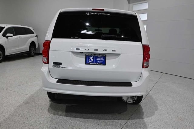 2017 Dodge Grand Caravan SE Mobility Handicap Van - 23030869 - 6