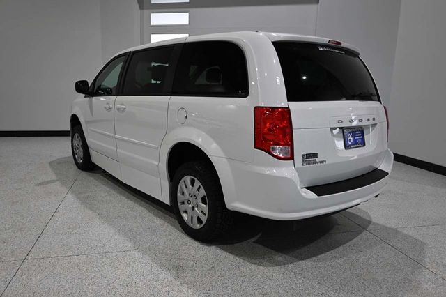 2017 Dodge Grand Caravan SE Mobility Handicap Van - 23030869 - 7