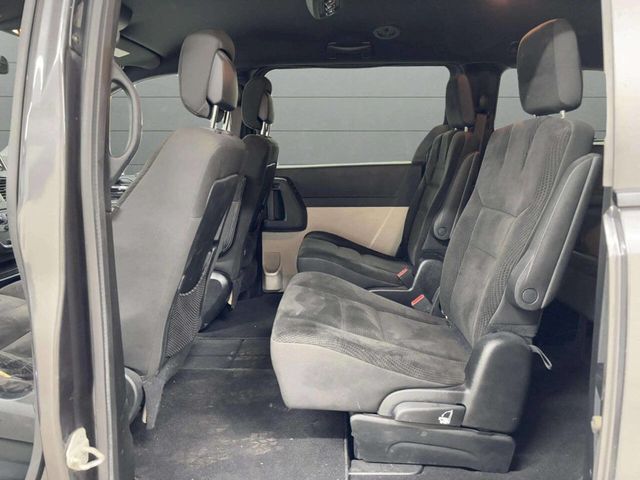 2017 Dodge Grand Caravan SE Plus Wagon - 22948535 - 14
