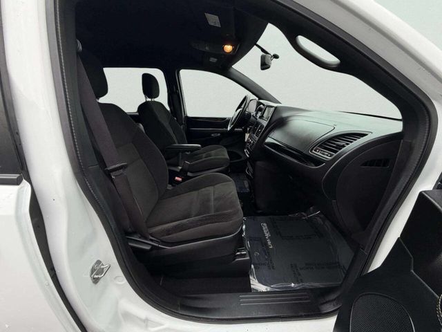 2017 Dodge Grand Caravan SE Plus Wagon - 22970213 - 23