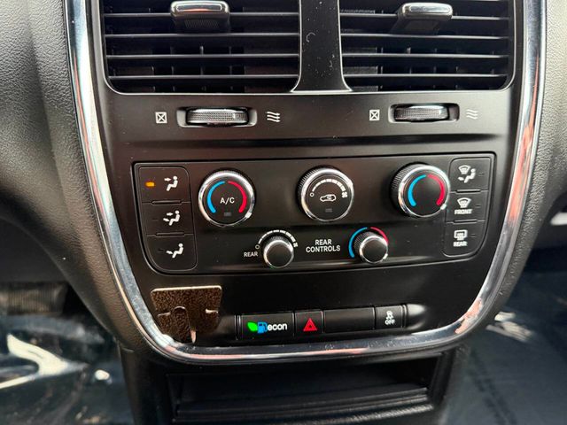 2017 Dodge Grand Caravan SE Plus Wagon - 22970213 - 37