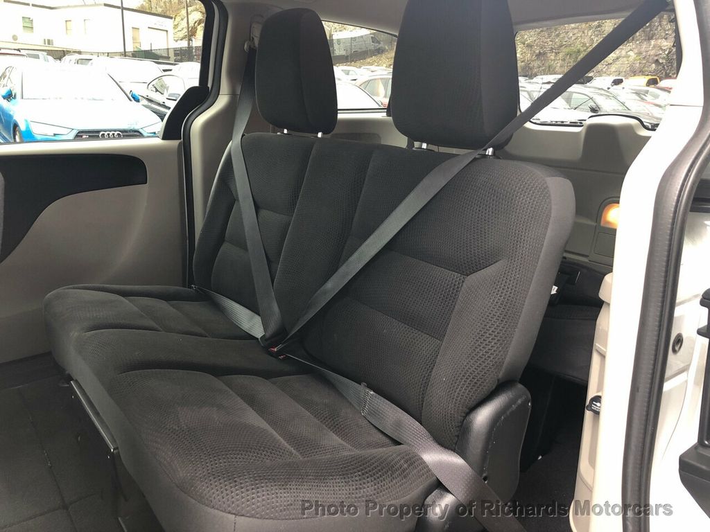 2017 Dodge Grand Caravan SE Wagon - 21205391 - 17