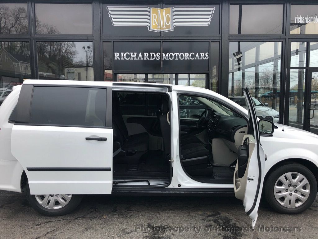 2017 Dodge Grand Caravan SE Wagon - 21205391 - 3