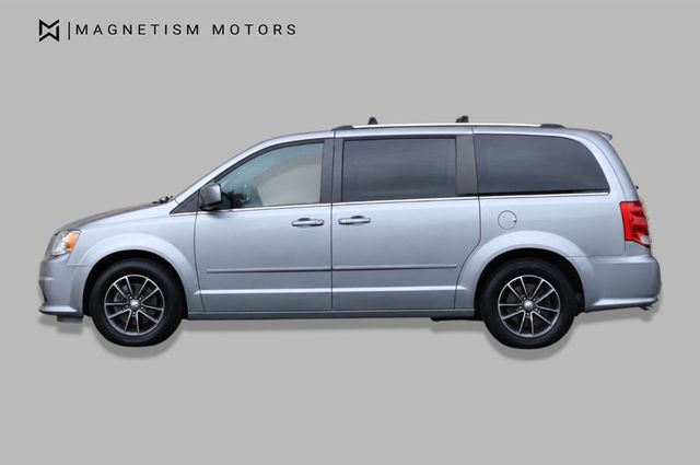 2017 Dodge Grand Caravan SXT - 23025215 - 2