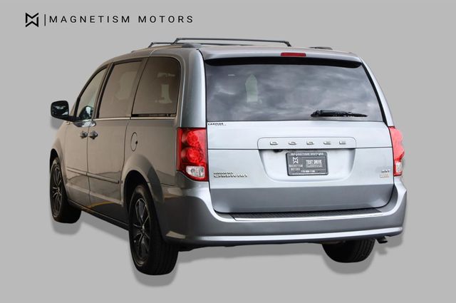 2017 Dodge Grand Caravan SXT - 23025215 - 8