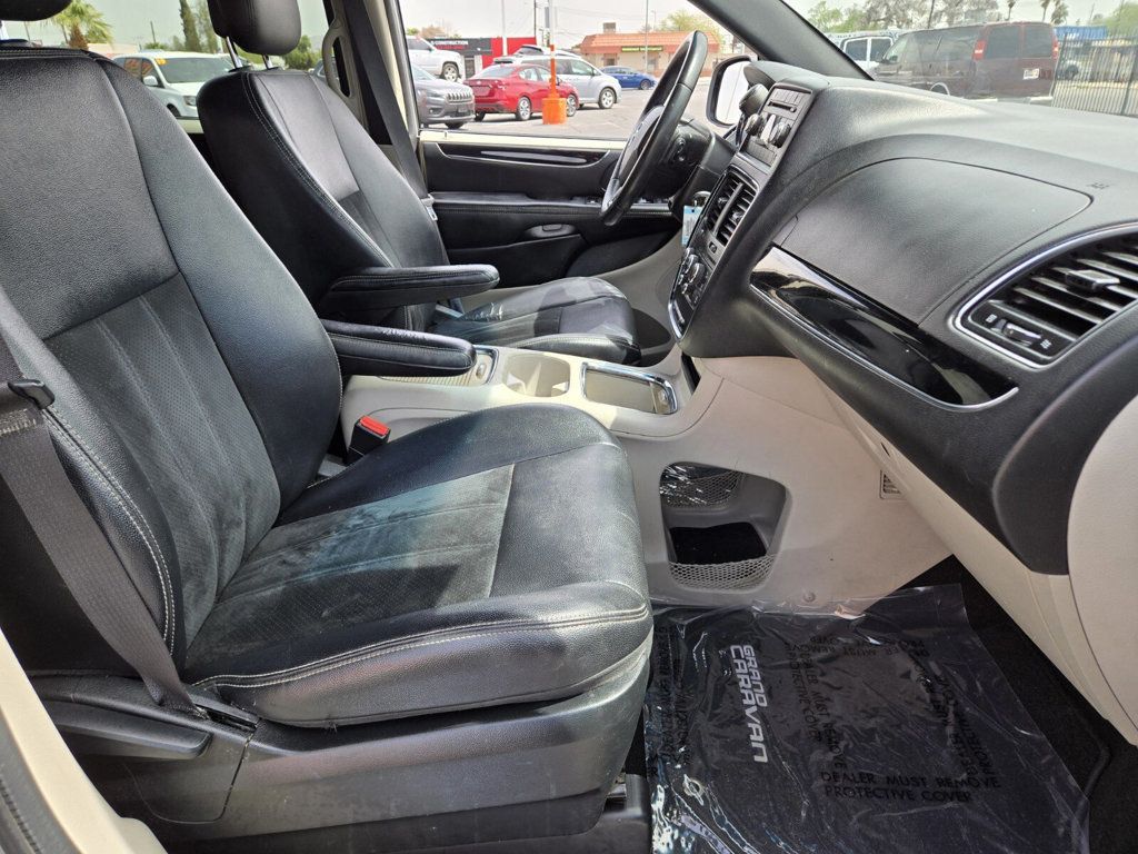 2017 Dodge Grand Caravan SXT Wagon - 22887869 - 12
