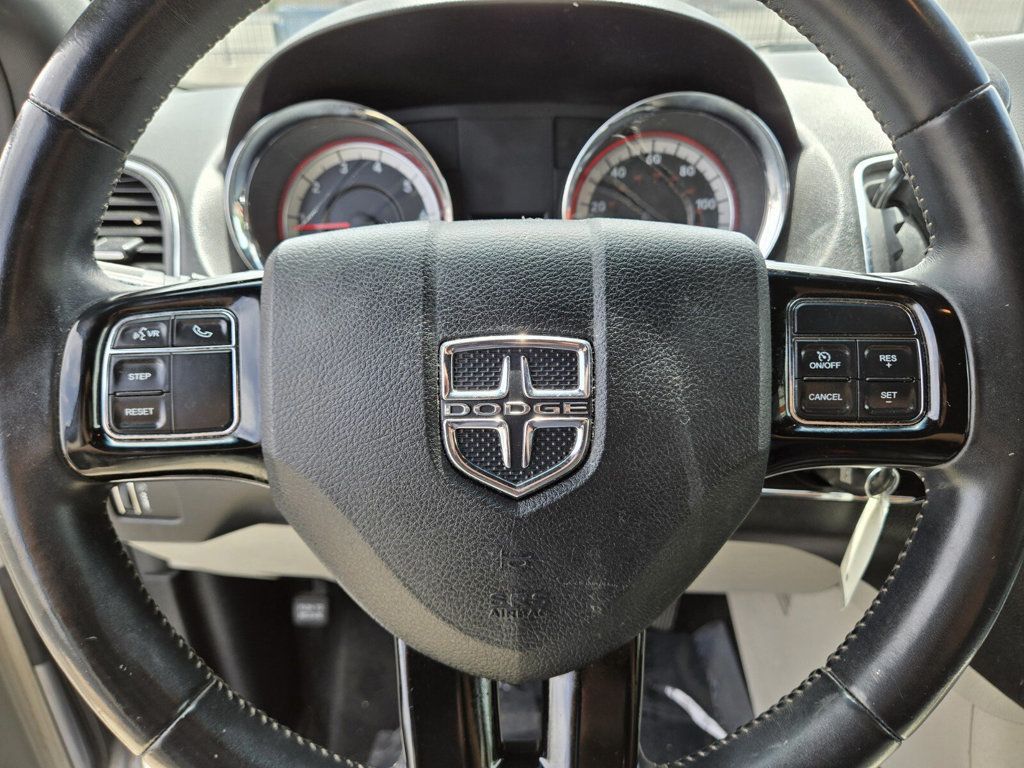 2017 Dodge Grand Caravan SXT Wagon - 22887869 - 14