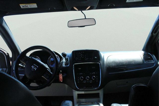 2017 Dodge Grand Caravan SXT Wagon - 23016162 - 7