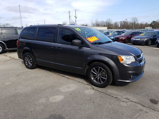 2017 Dodge Grand Caravan SXT Wagon - 22800897 - 2