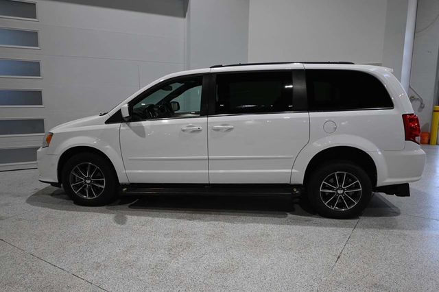 2017 Dodge Grand Caravan SXT Wagon - 23019467 - 8