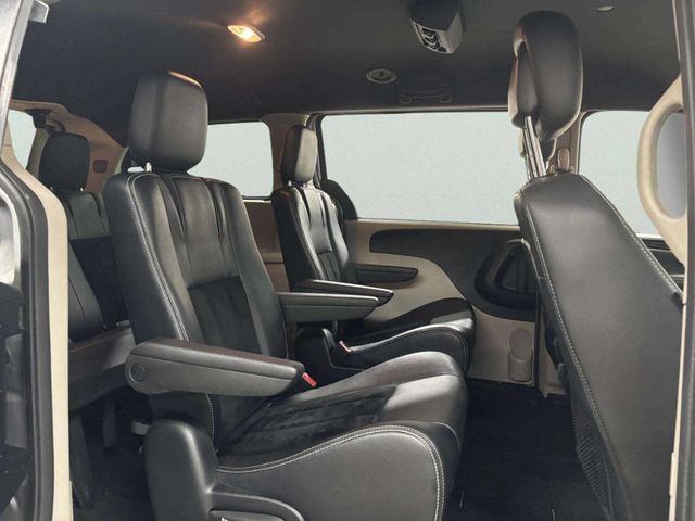 2017 Dodge Grand Caravan SXT Wagon - 22996138 - 19