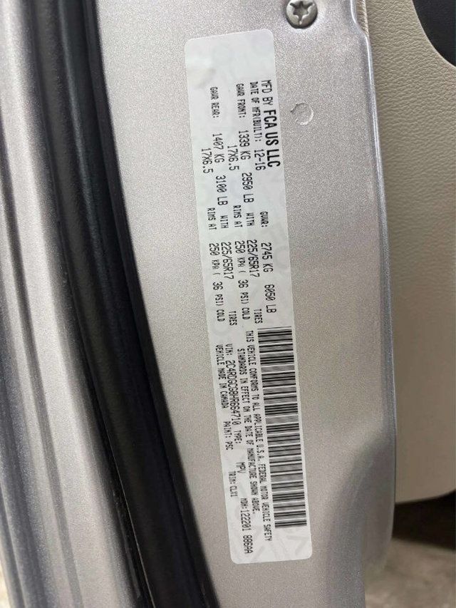 2017 Dodge Grand Caravan SXT Wagon - 22996138 - 37