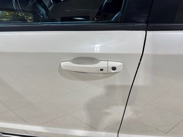 2017 Dodge Journey Crossroad - 22945834 - 7