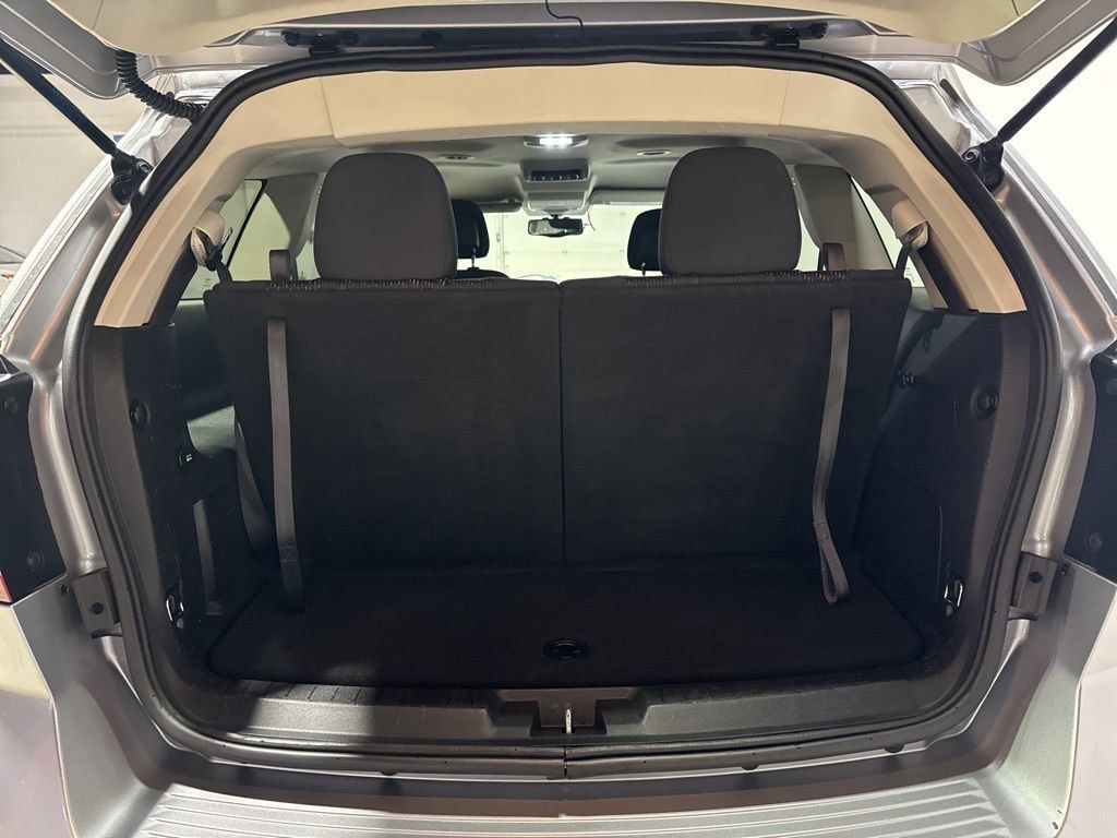 2017 Dodge Journey Crossroad - 22973792 - 32