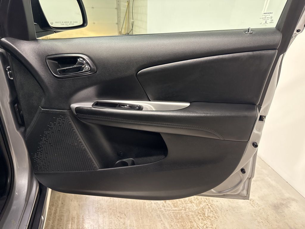 2017 Dodge Journey Crossroad - 22973792 - 41