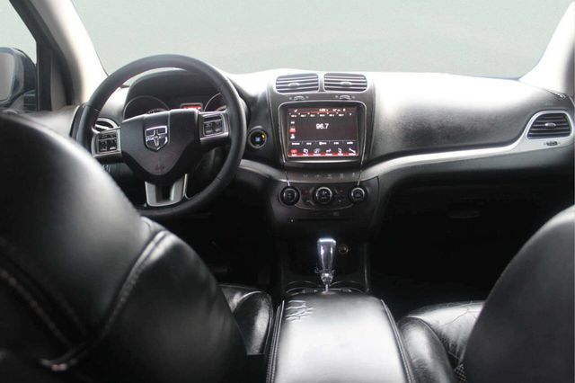 2017 Dodge Journey Crossroad 4dr SUV - 23000601 - 5