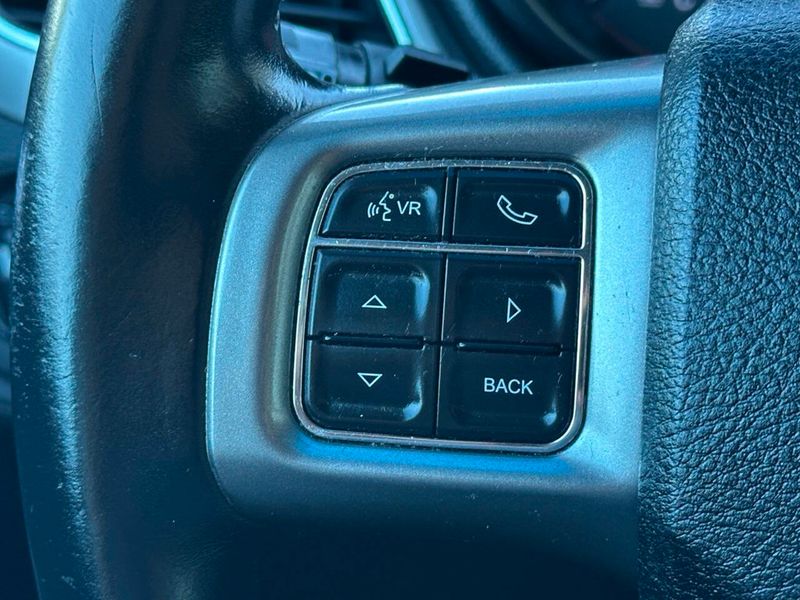 2017 Dodge Journey Crossroad 4dr SUV - 22912819 - 39