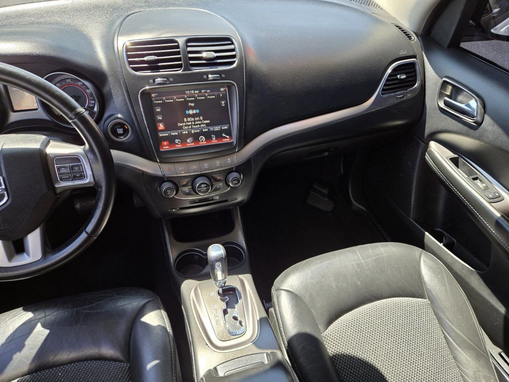 2017 Dodge Journey Crossroad Plus FWD - 22914864 - 10