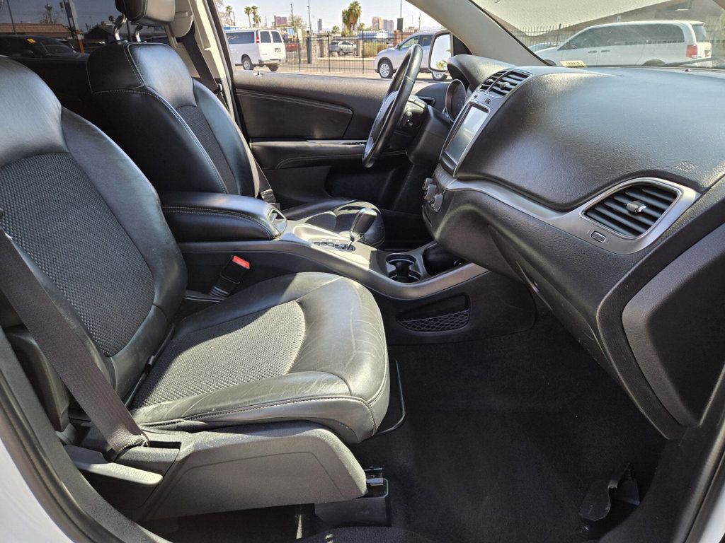 2017 Dodge Journey Crossroad Plus FWD - 22914864 - 13