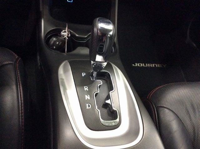 2017 Dodge Journey GT AWD - 22847356 - 16