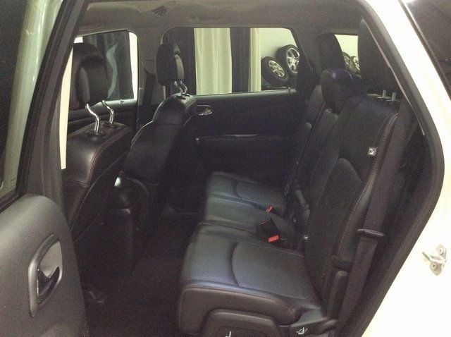 2017 Dodge Journey GT AWD - 22847356 - 19