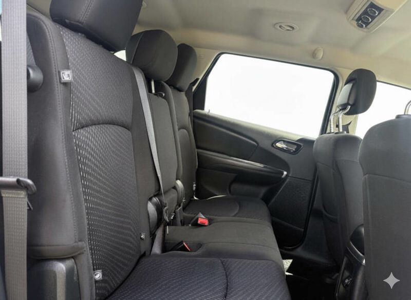 2017 Dodge Journey SE 4dr SUV - 22914833 - 16