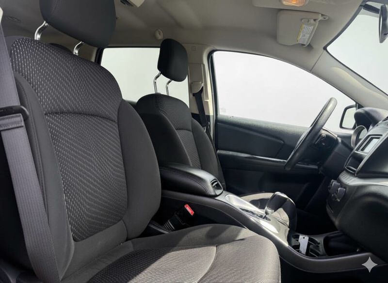 2017 Dodge Journey SE 4dr SUV - 22914833 - 18