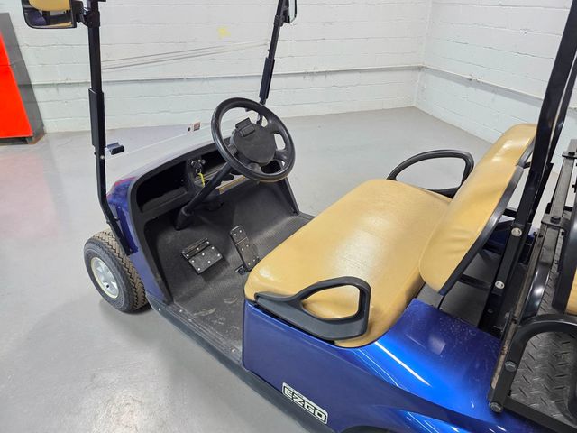 2017 E-Z-GO TXT 2+2  - 22967912 - 11