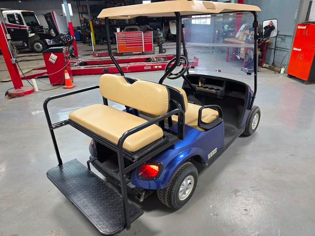 2017 E-Z-GO TXT 2+2  - 22967912 - 7