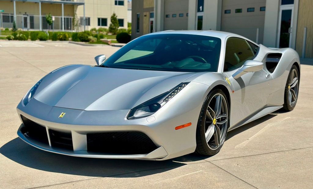 ちぃページ 2017 Used Ferrari 488 GTB 2017 FERRARI 488 GTB *CARBON FIBRE