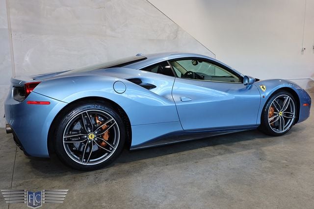 2017 Ferrari 488 GTB Coupe - 22969382 - 5