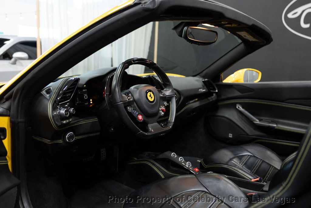 2017 Ferrari 488 Spider 488 Spider  - 22975066 - 1