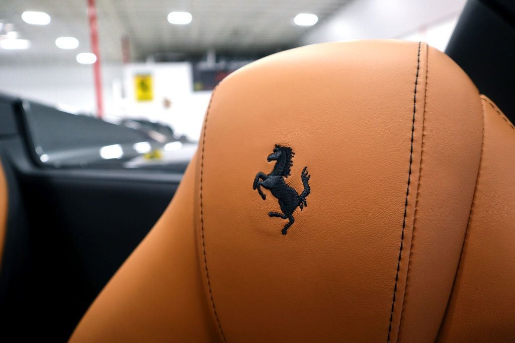 2017 Ferrari 488 SPIDER GRIGIO SILVERSTONE...7,723 Miles...Loaded! - 22777955 - 27