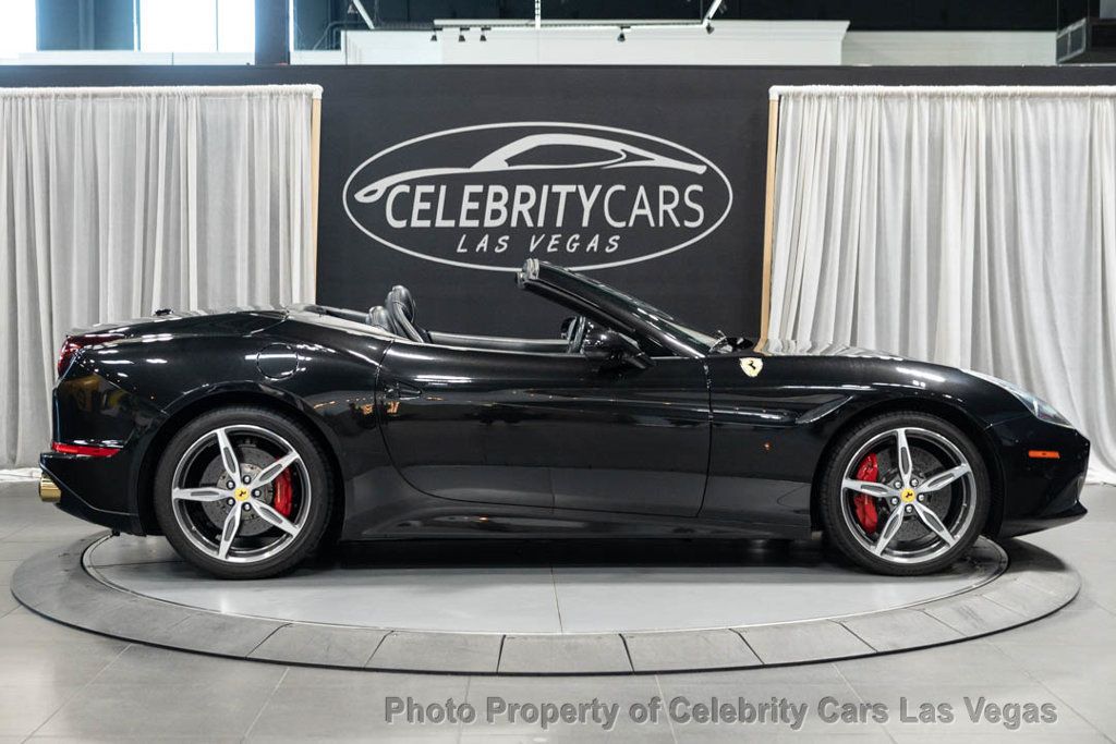 2017 Ferrari California T Convertible - 23074635 - 27
