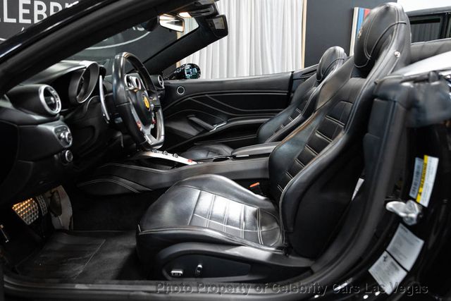 2017 Ferrari California T Convertible - 23074635 - 33