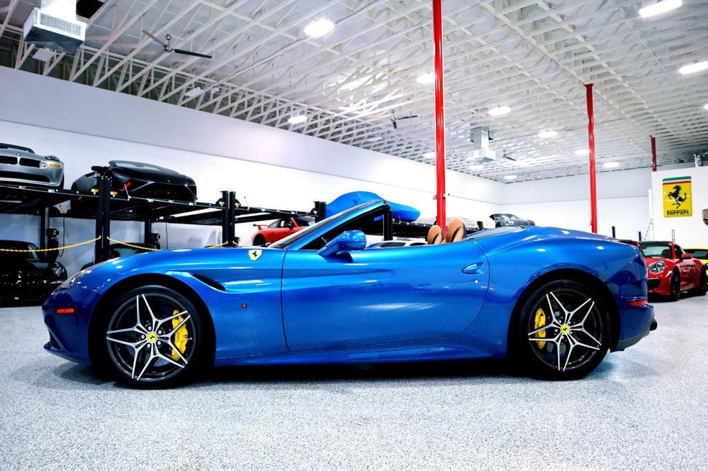 2017 Ferrari California T * ONLY 6K MILES...SPECIAL HANDLING PKG!! - 22706152 - 1