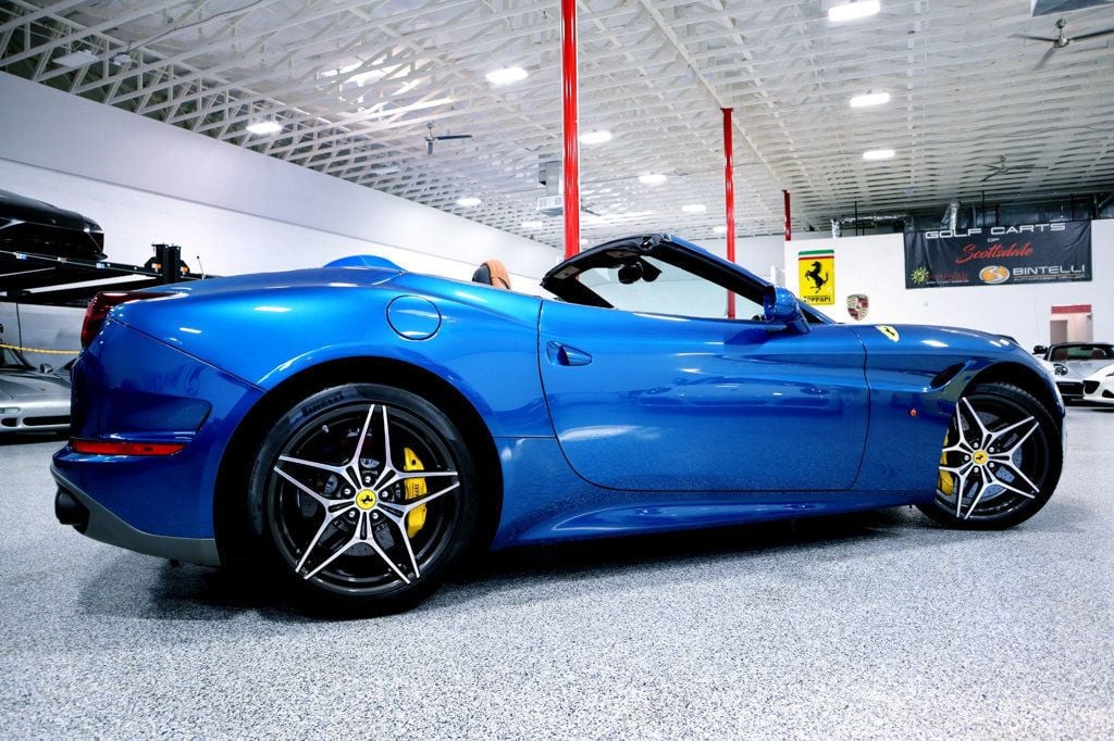 2017 Ferrari California T * ONLY 6K MILES...SPECIAL HANDLING PKG!! - 22706152 - 8