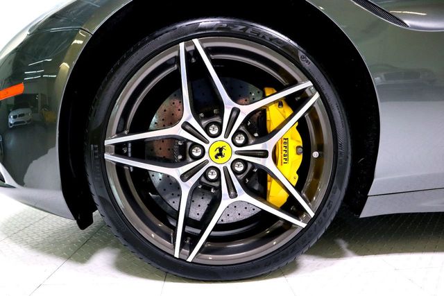 2017 Ferrari CALIFORNIA T * ONLY 7,275 MILES...Stunning Color Combo!! - 21534607 - 40
