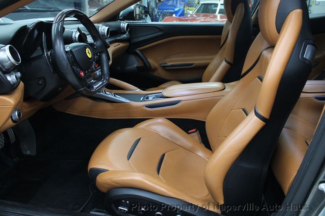 2017 Ferrari GTC4Lusso AWD - 22940204 - 15