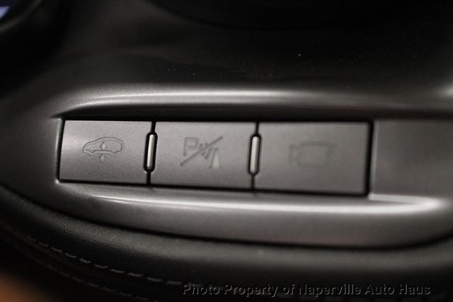 2017 Ferrari GTC4Lusso AWD - 22940204 - 28