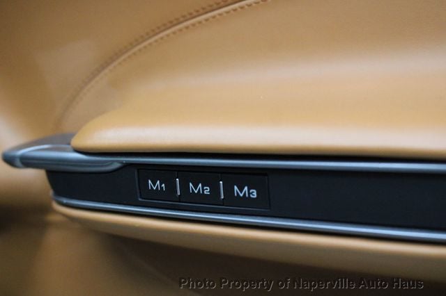 2017 Ferrari GTC4Lusso AWD - 22940204 - 42