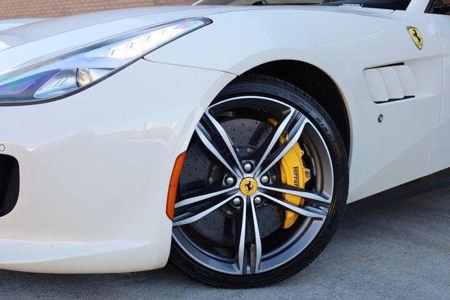 2017 Ferrari GTC4Lusso Base - 23045920 - 9