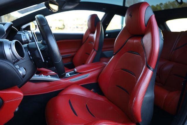 2017 Ferrari GTC4Lusso Base - 23045920 - 17