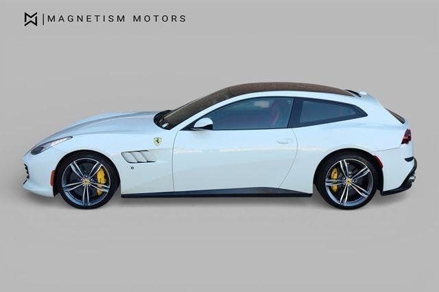 2017 Ferrari GTC4Lusso Base - 23045920 - 2