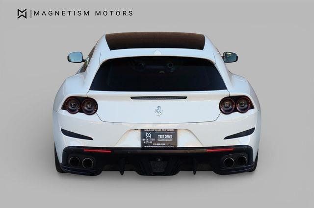 2017 Ferrari GTC4Lusso Base - 23045920 - 6