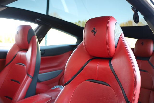 2017 Ferrari GTC4Lusso Coupe - 22971814 - 19