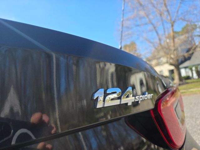 2017 FIAT 124 Spider Classica Convertible - 23001793 - 4